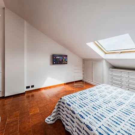 Il Cardellino Sul Mare