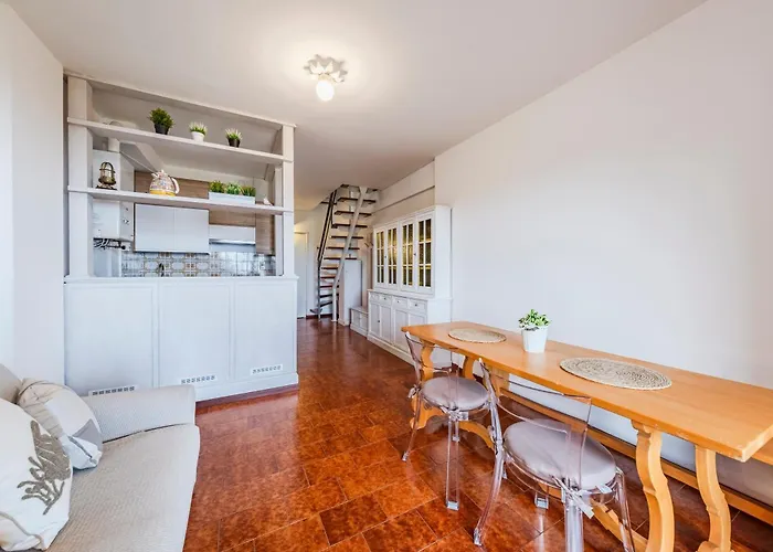 Il Cardellino Sul Mare